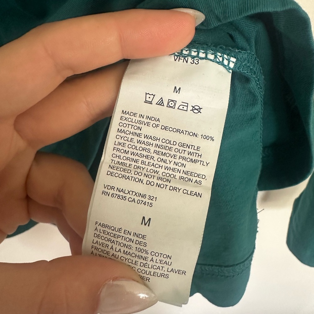 Nautica Long‎ Sleeve Logo Tee, Medium, EUC - Picture 5 of 6